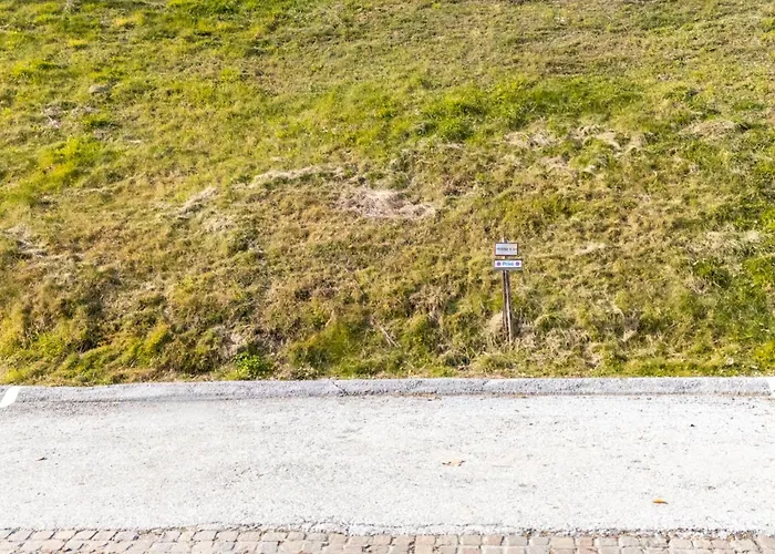 La Roseraie B 24 By Interhome * 克莱恩 蒙塔纳